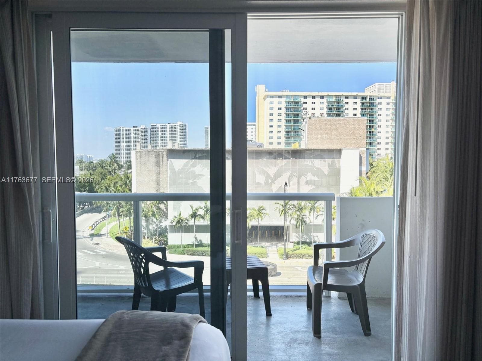19201 Collins Ave 338 photo 3