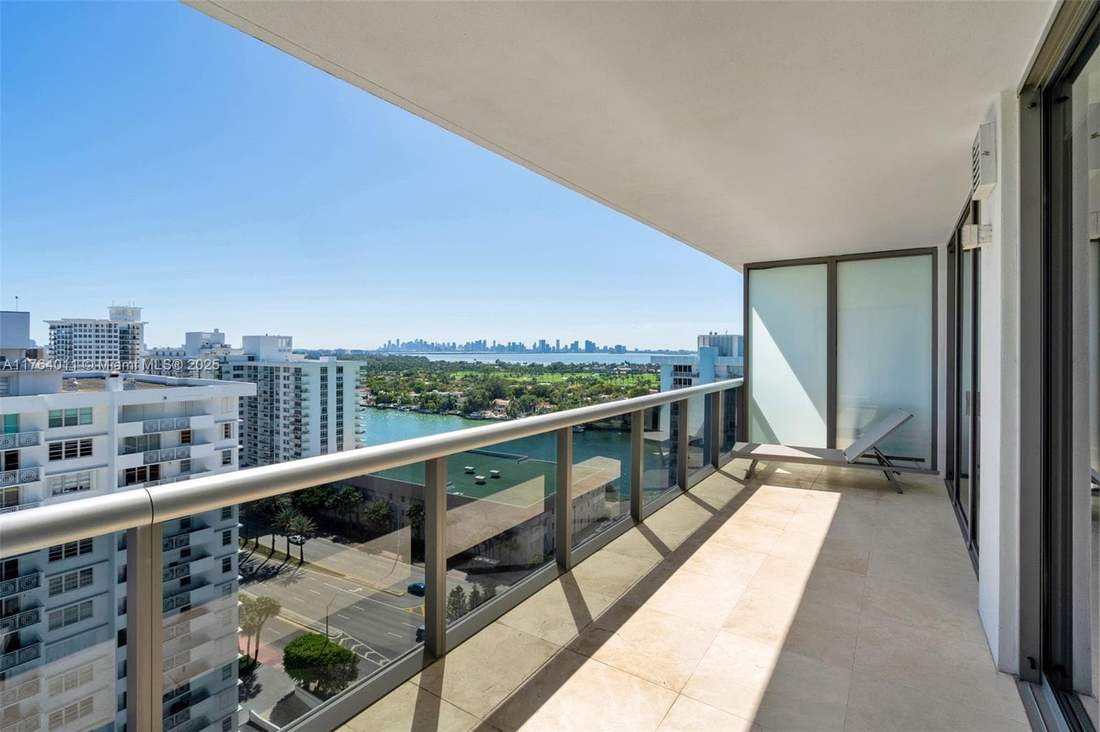 5875 Collins Ave 1704 photo 25