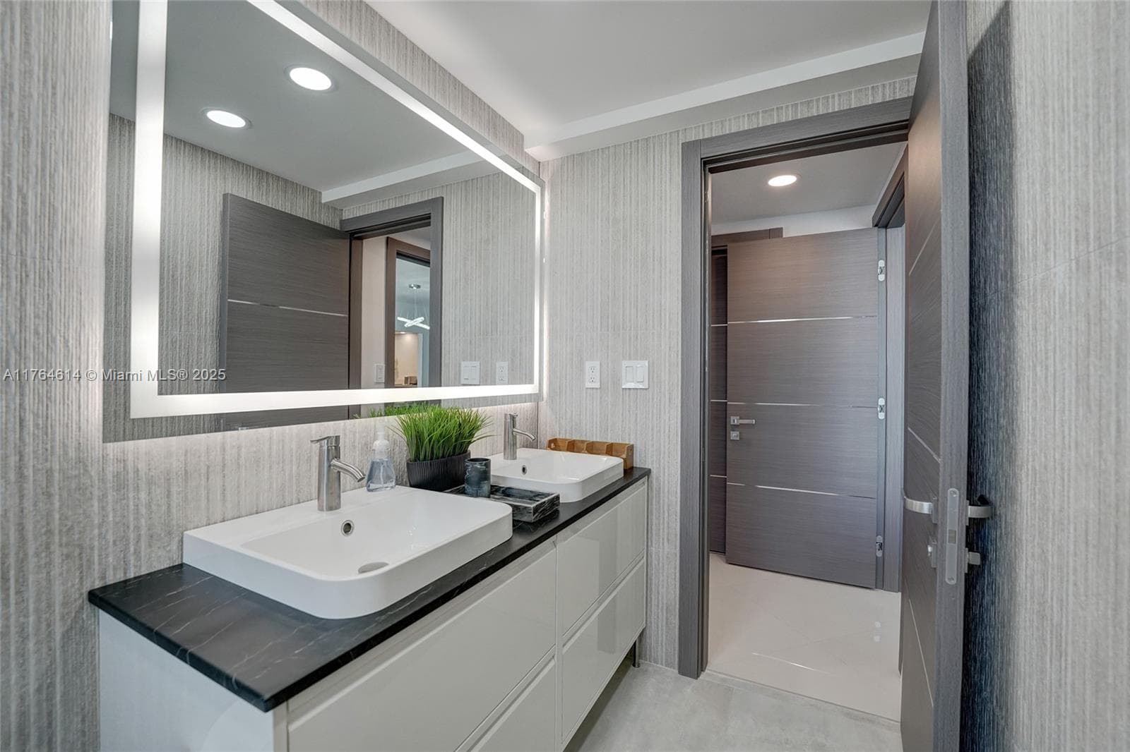 4001 S Ocean Dr 16P photo 10