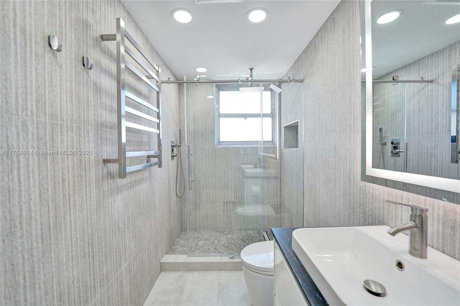 4001 S Ocean Dr 16P photo 8