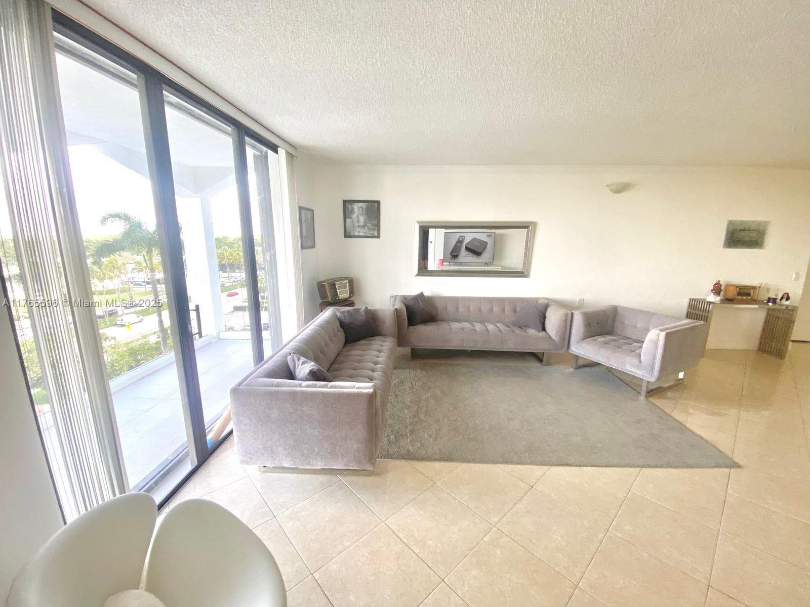 9801 Collins Ave 8M photo 14