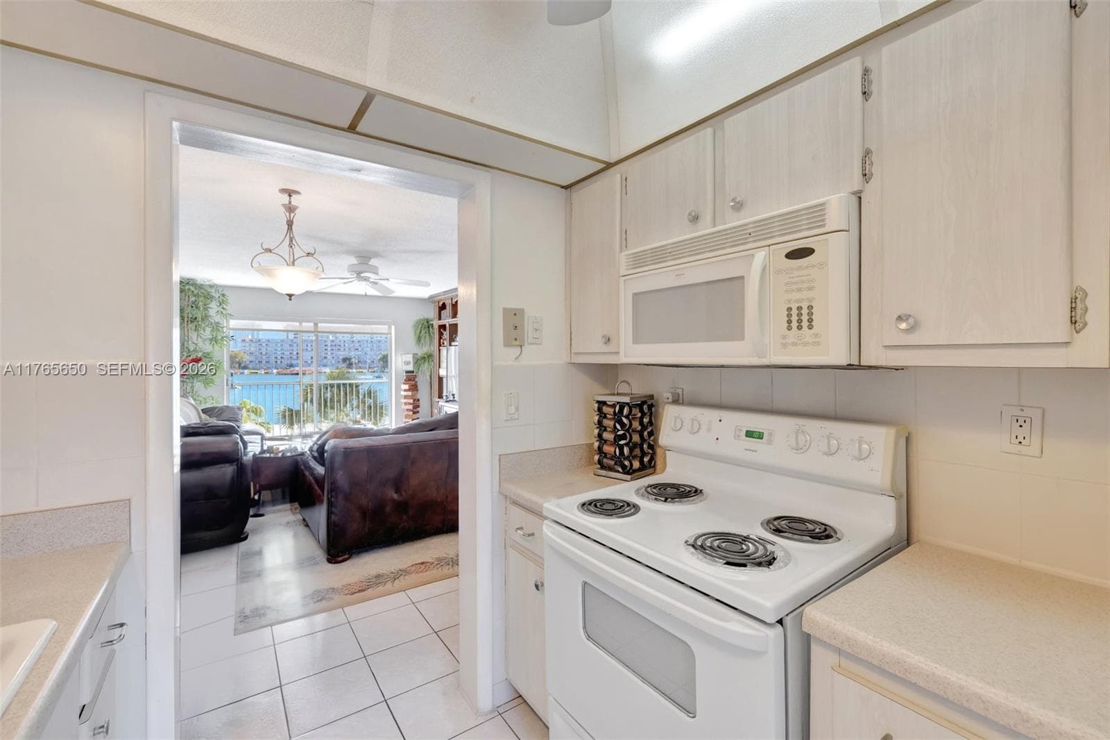 2200 Diana Dr 310 photo 12