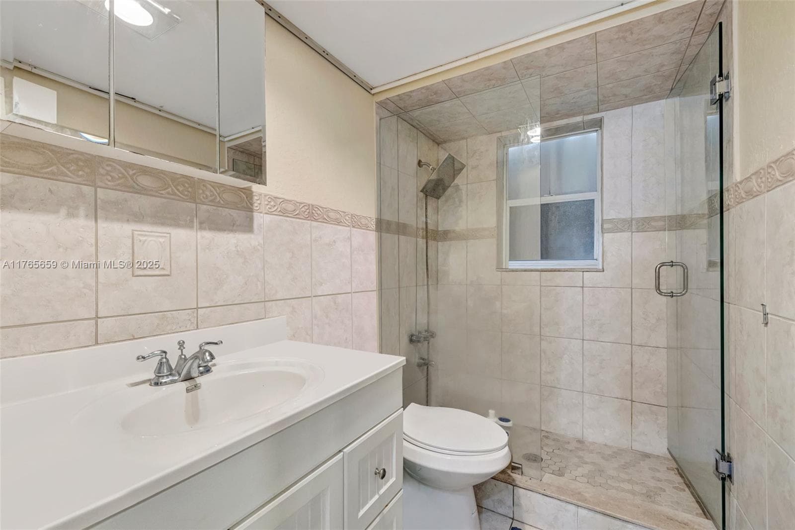 2200 Diana Dr 111 photo 12