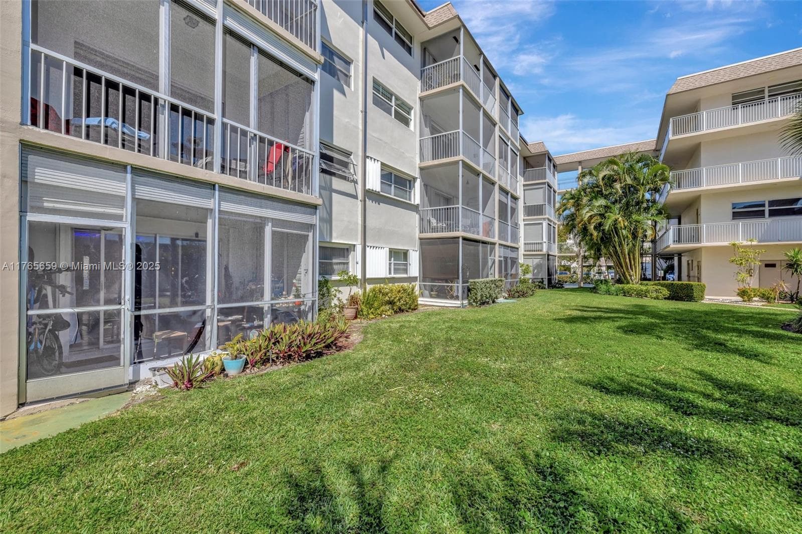 2200 Diana Dr 111 photo 15