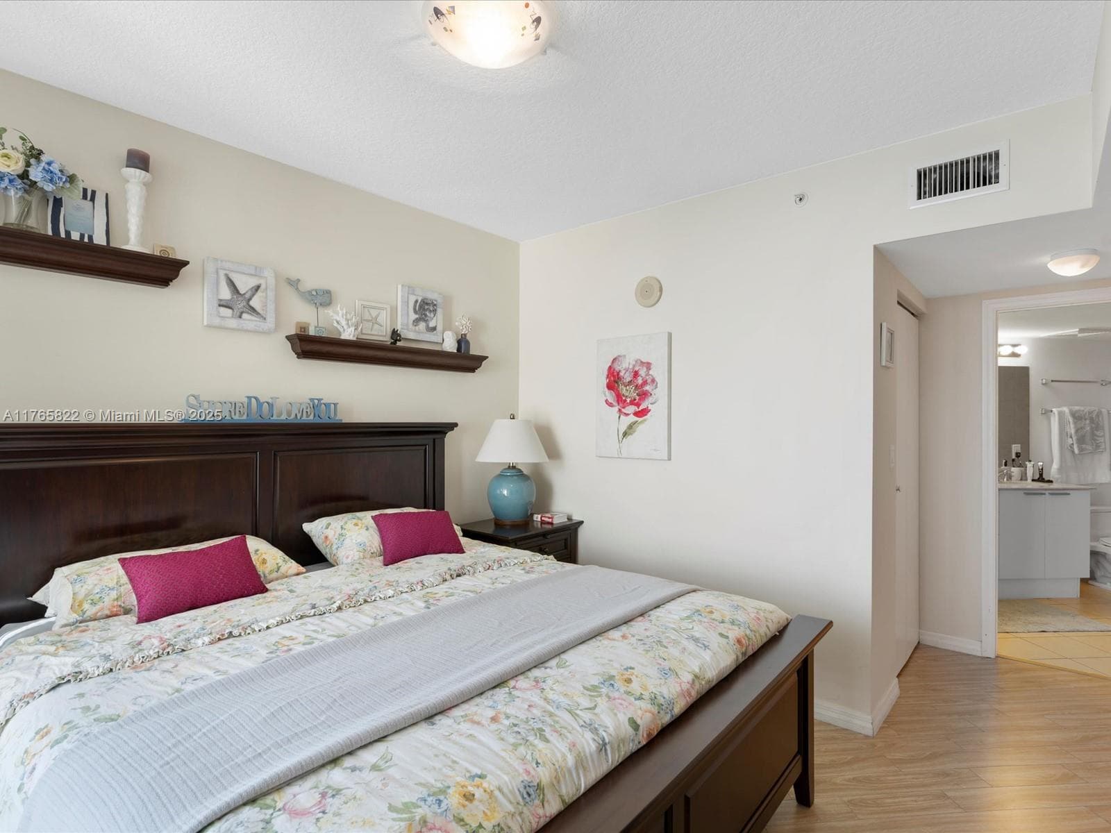 16699 Collins Ave 3710 photo 23