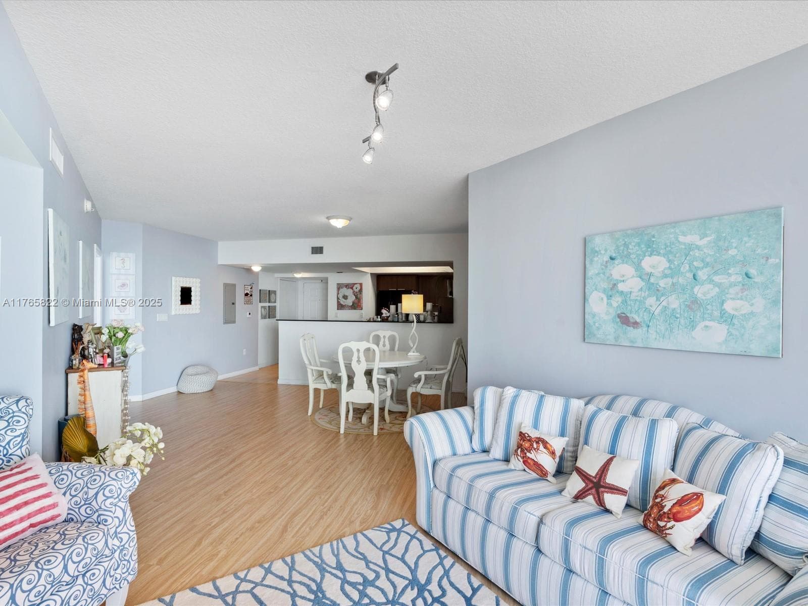 16699 Collins Ave 3710 photo 6