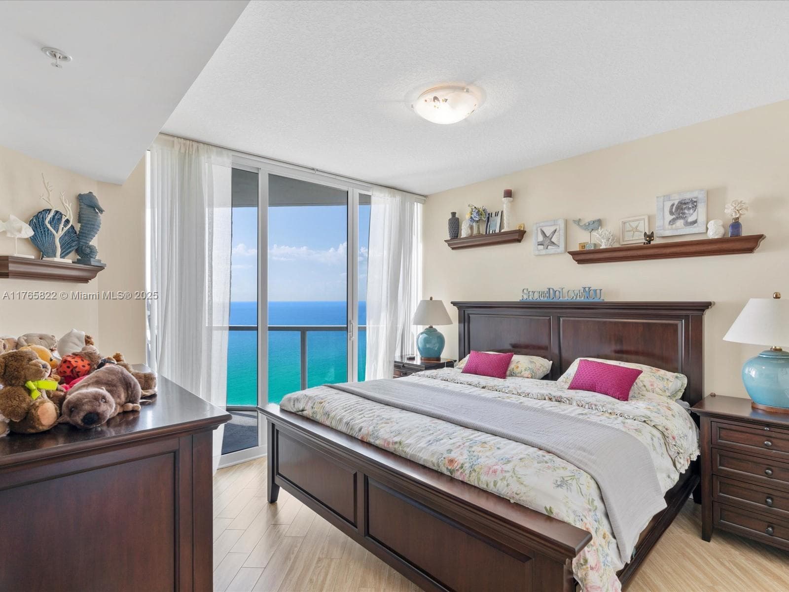 16699 Collins Ave 3710 photo 22