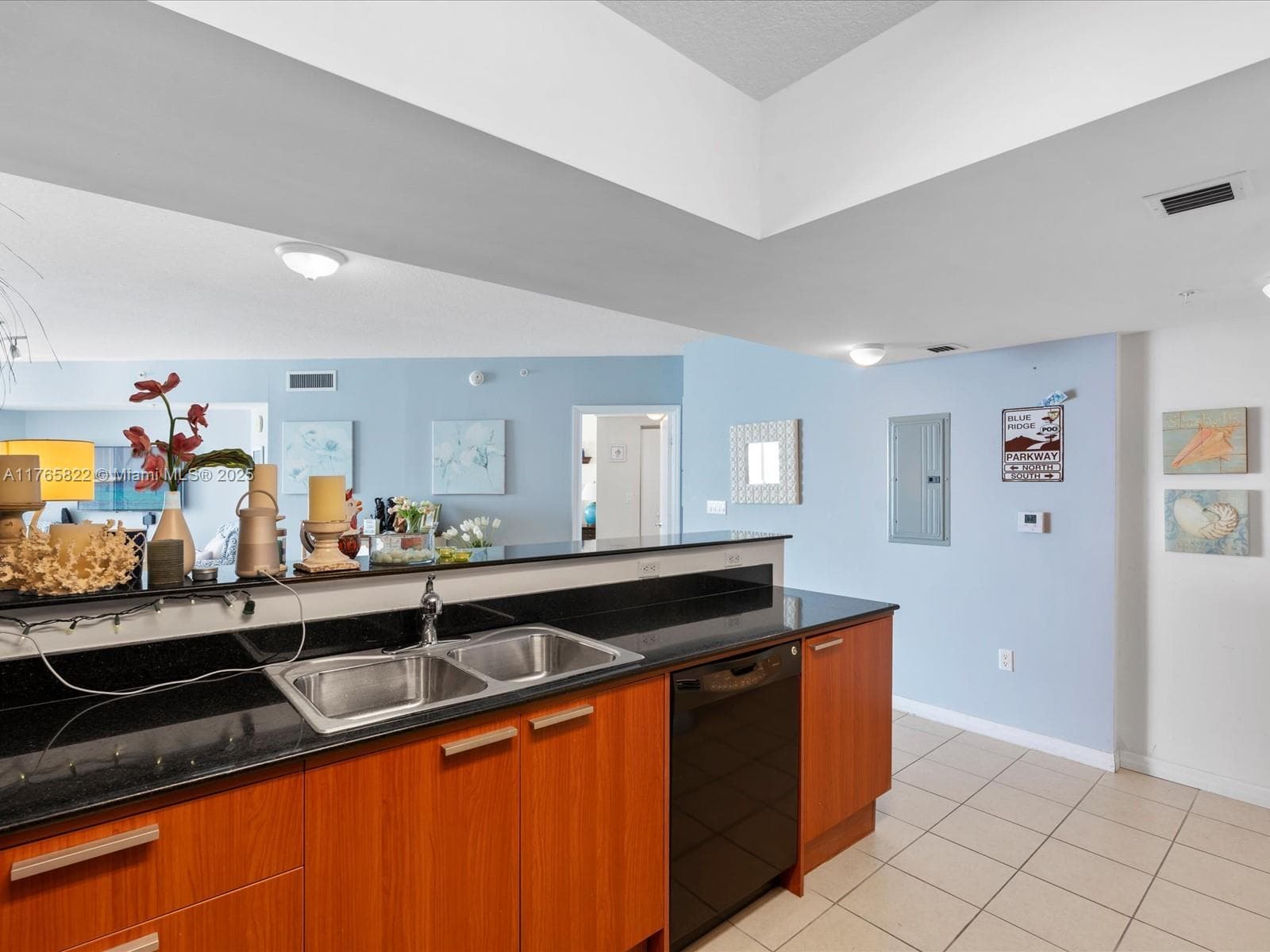 16699 Collins Ave 3710 photo 18