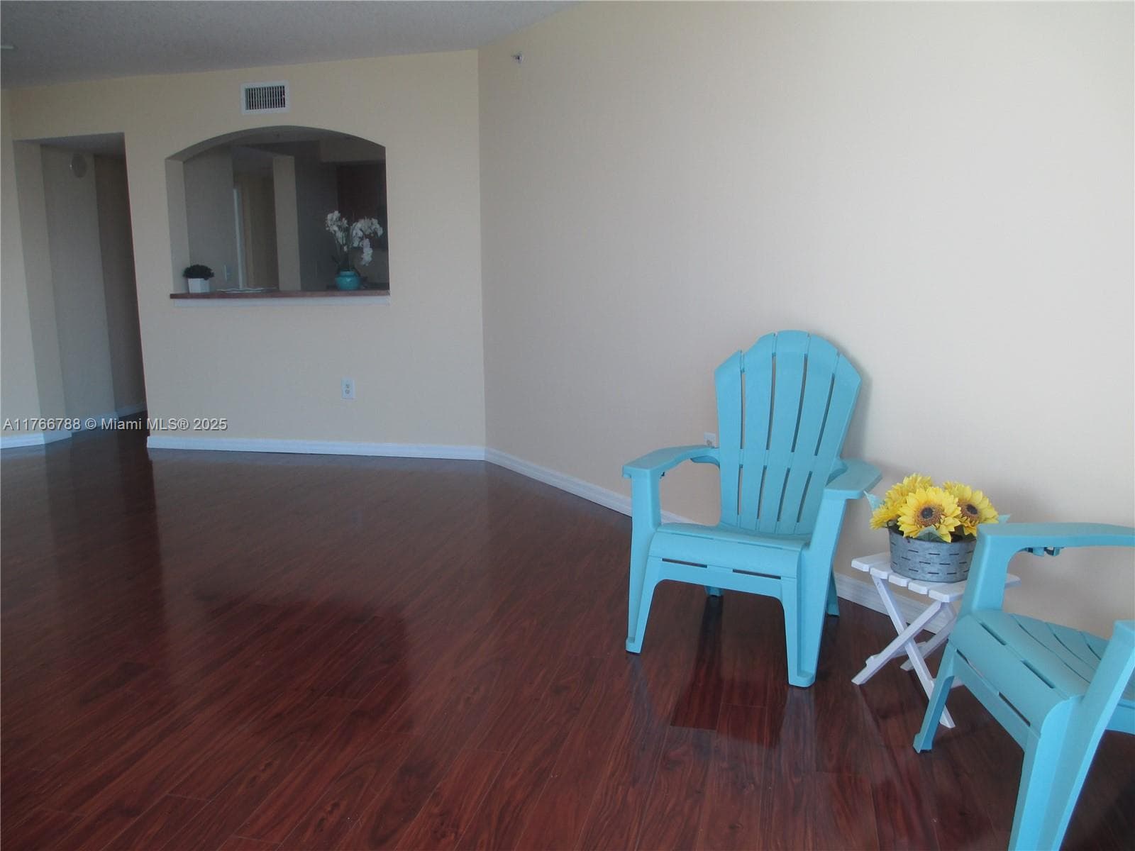 9201 Collins Ave 1021 photo 5