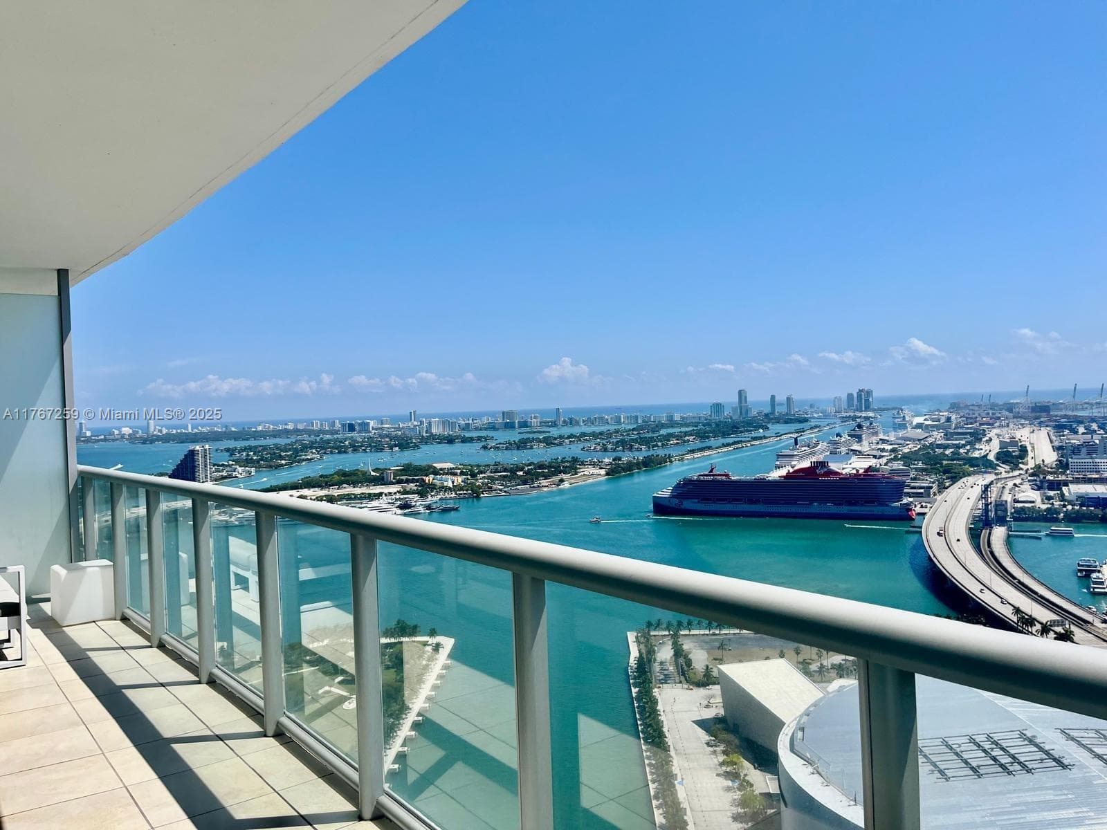 888 Biscayne Blvd 4306 photo 12