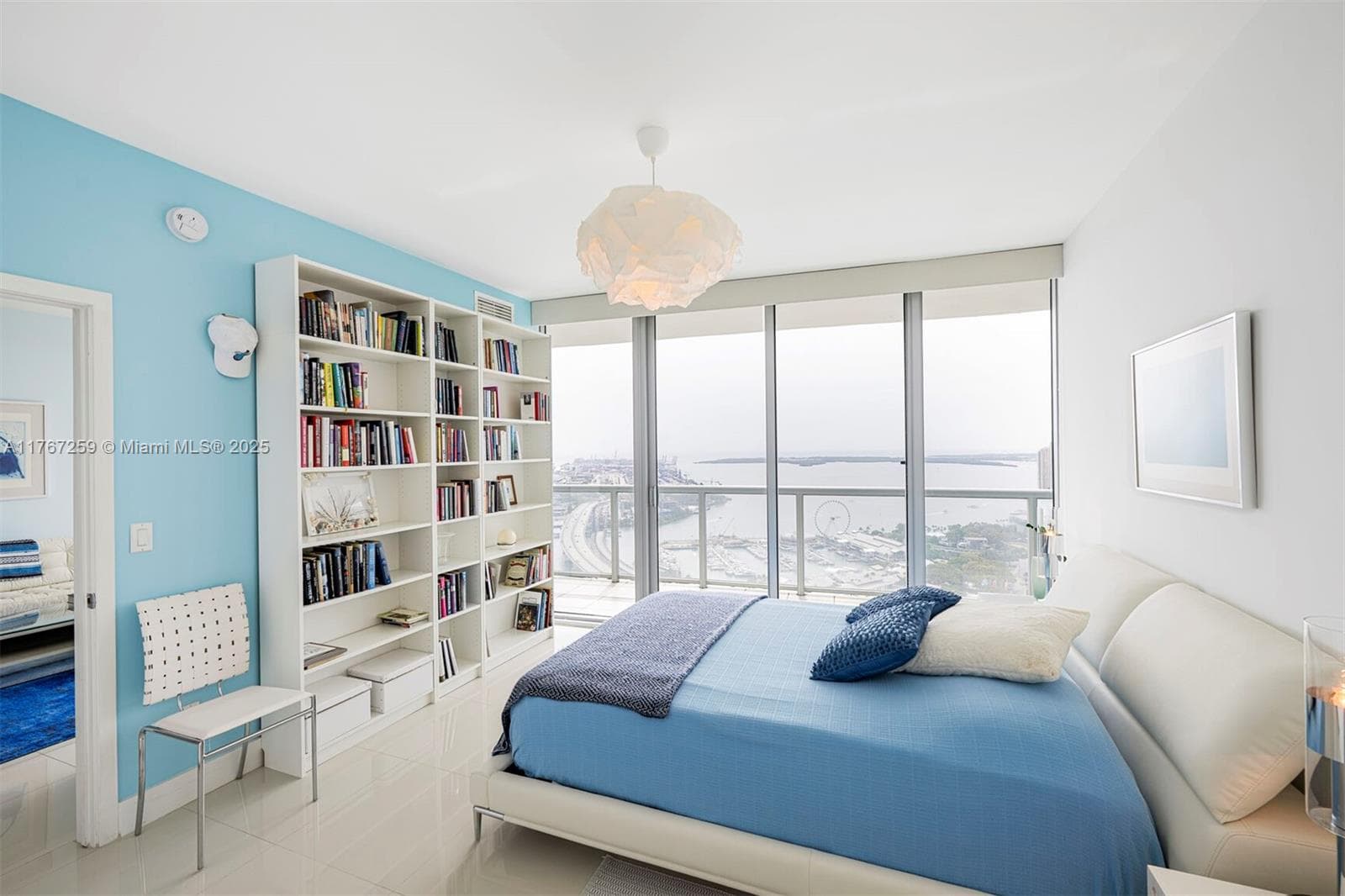 888 Biscayne Blvd 4306 photo 5