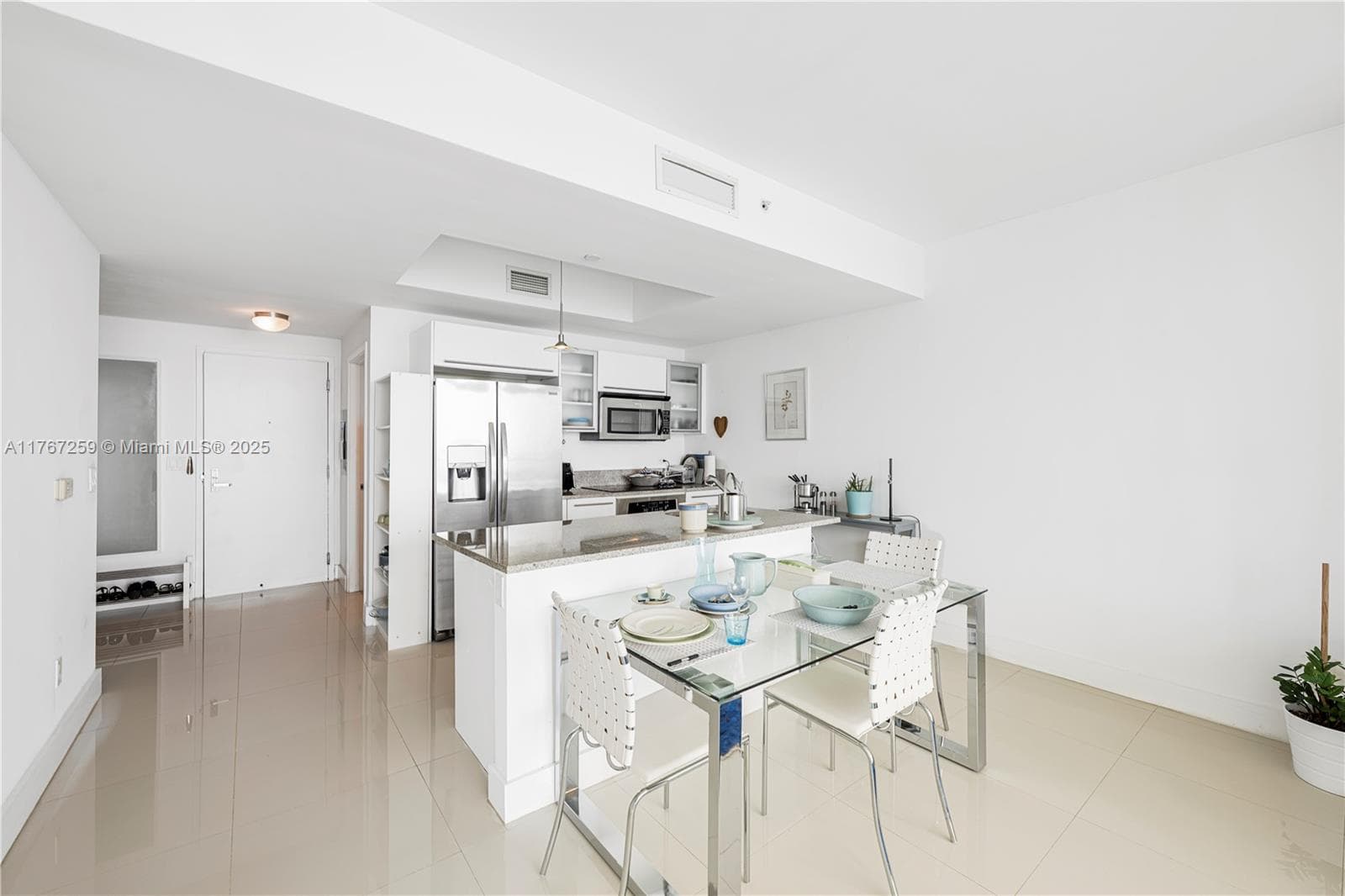 888 Biscayne Blvd 4306 photo 4