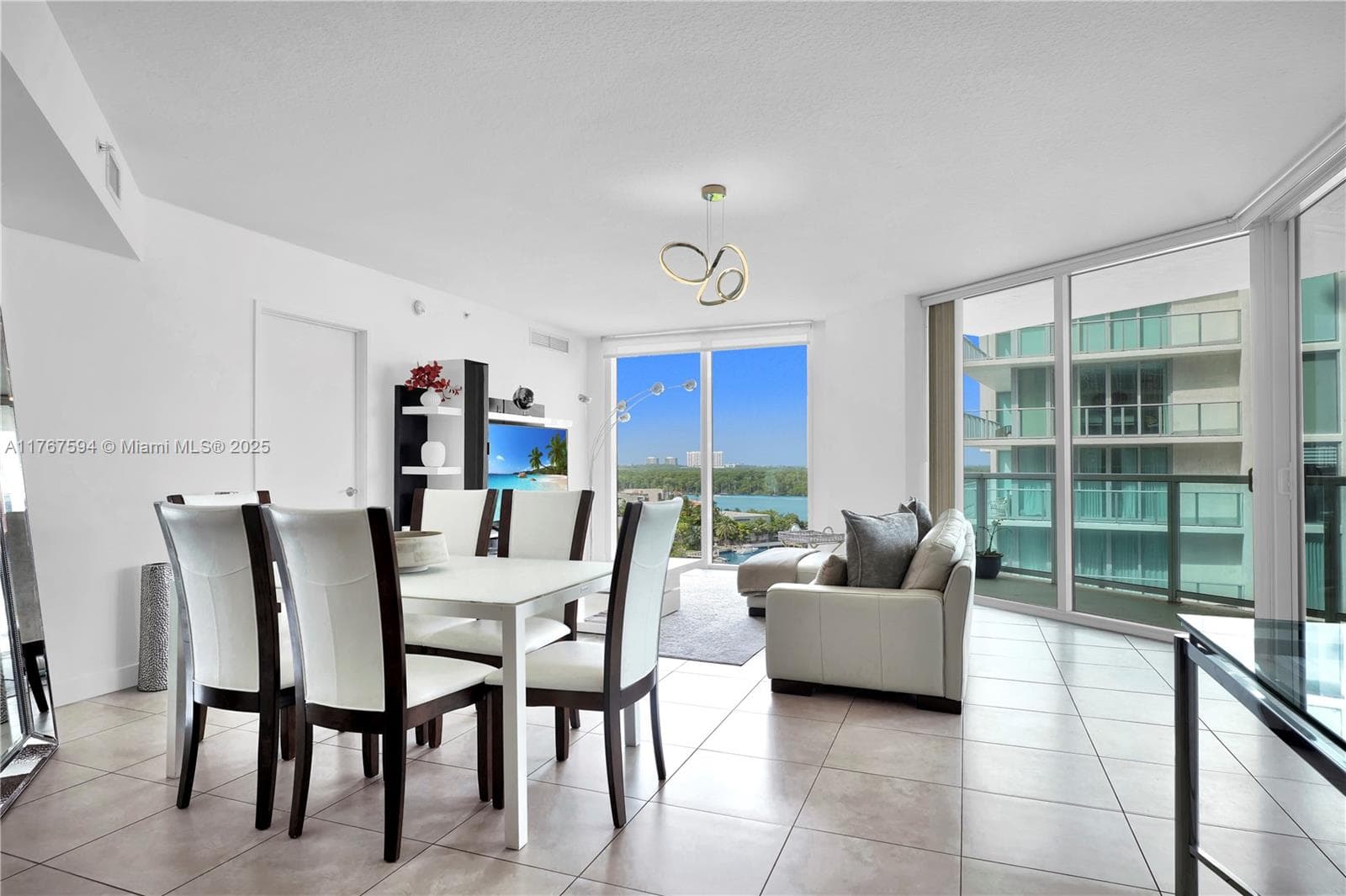 250 Sunny Isles Blvd 3-904 photo 7