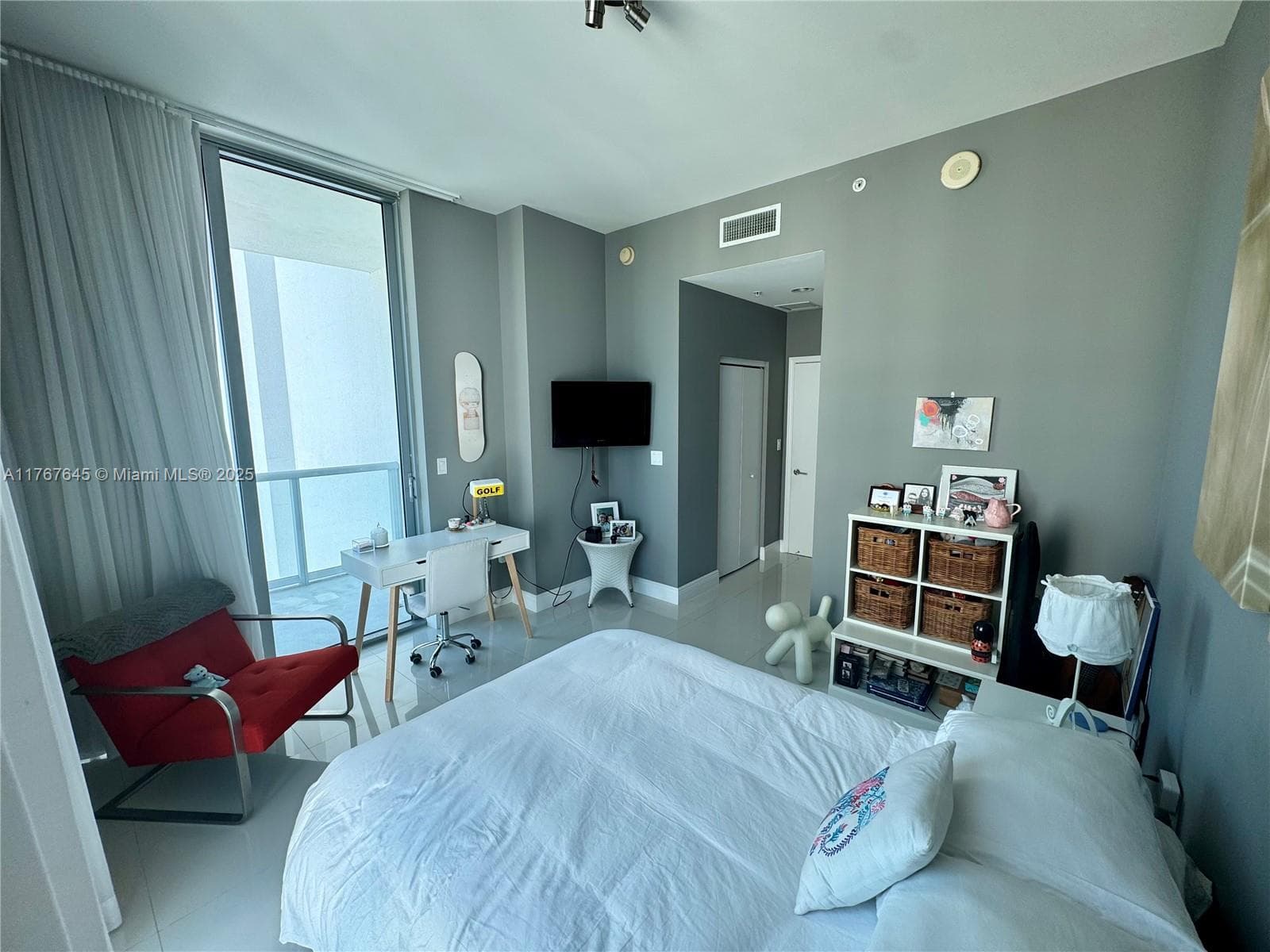 7930 East Dr 1008 photo 20