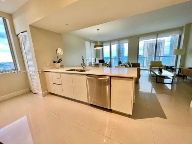 2600 E Hallandale Beach Blvd T3102 photo 3