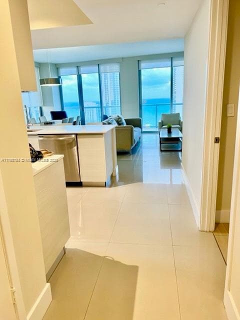 2600 E Hallandale Beach Blvd T3102 photo 5