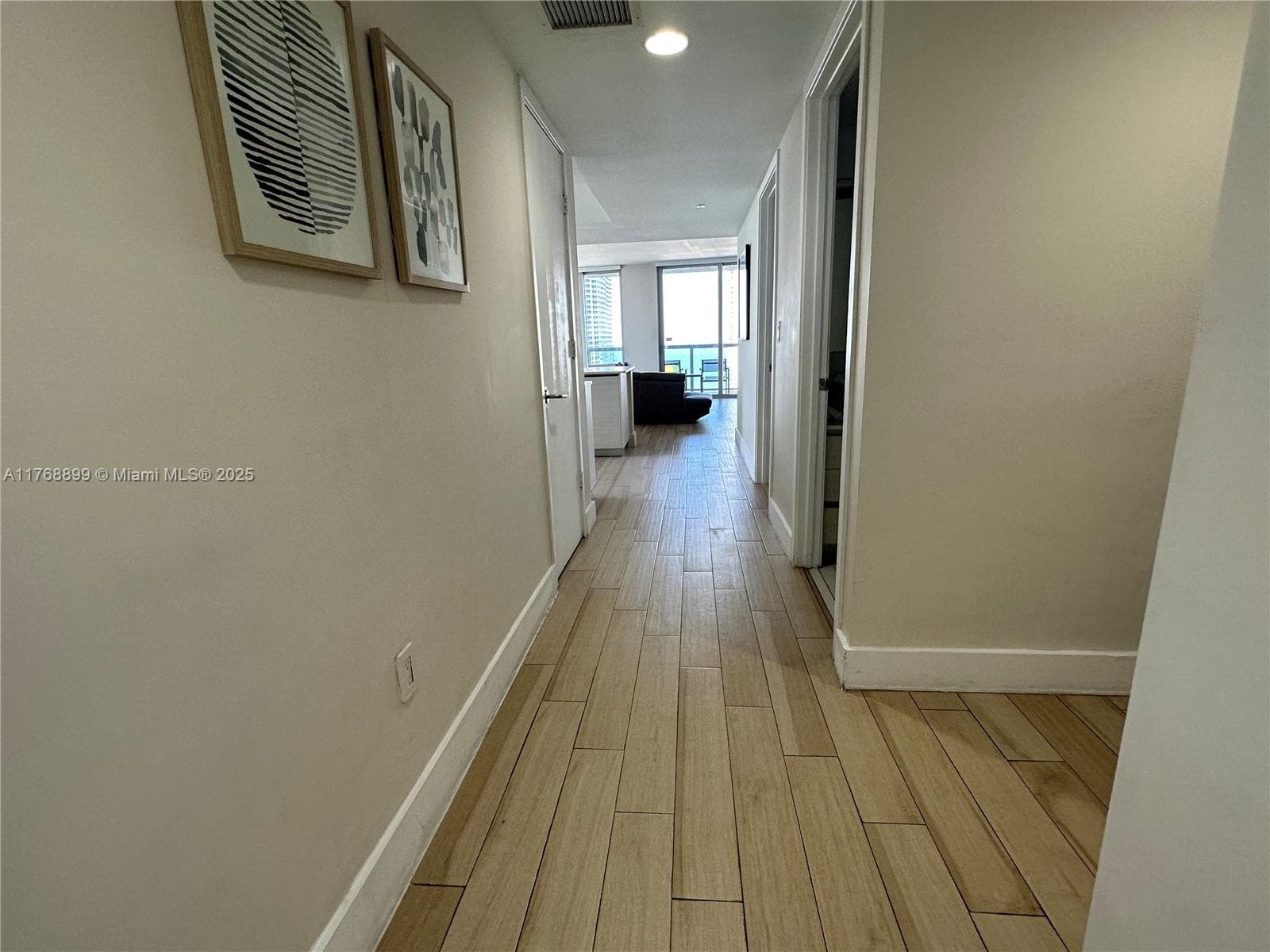2600 E Hallandale Beach Blvd T2202 photo 9