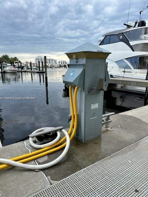 17211 Biscayne Blvd BS-10 photo 5