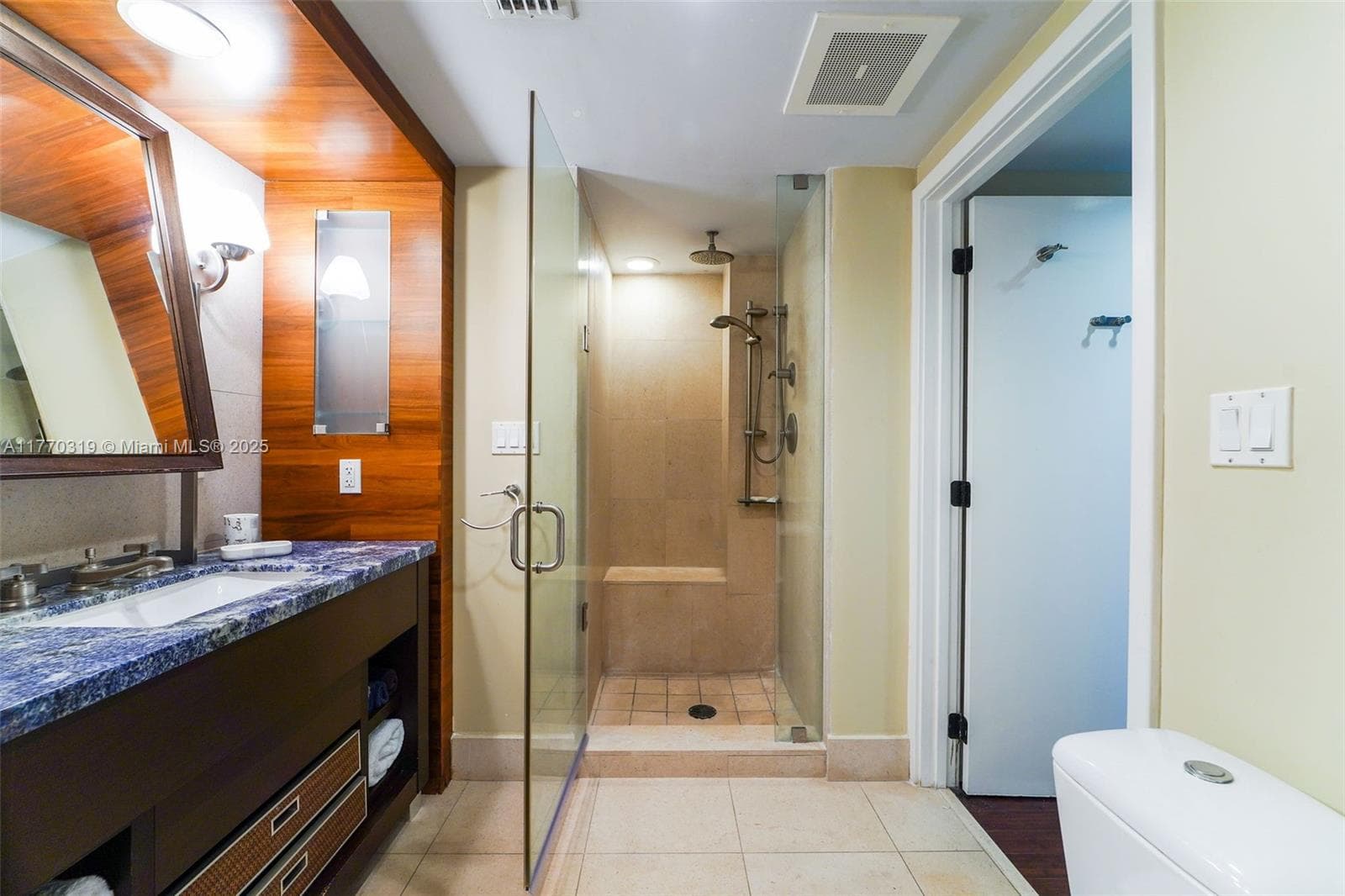 6801 Collins Ave 1214(door1203) photo 9