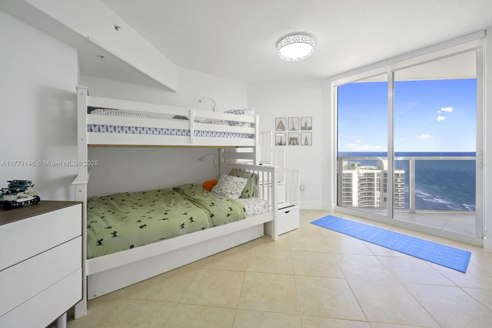 16699 Collins Ave 3306 photo 15