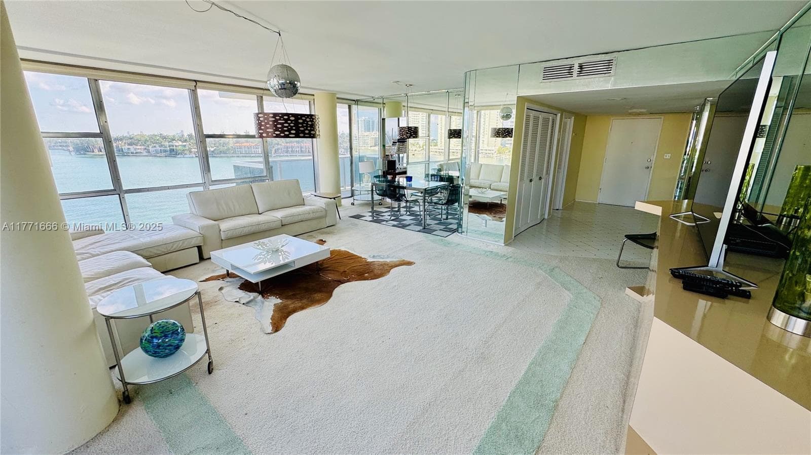 900 Bay Dr 526 photo 10