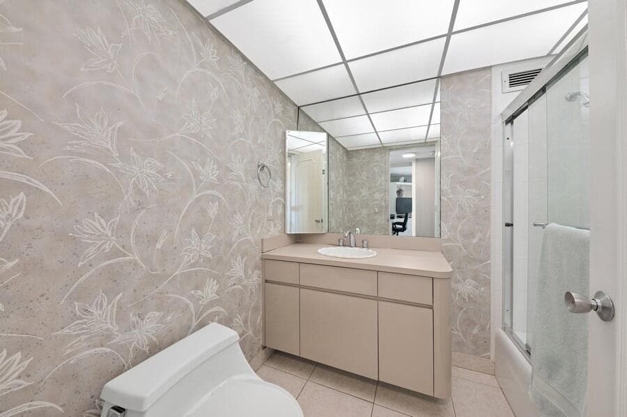 2200 S Ocean Boulevard 401 photo 23