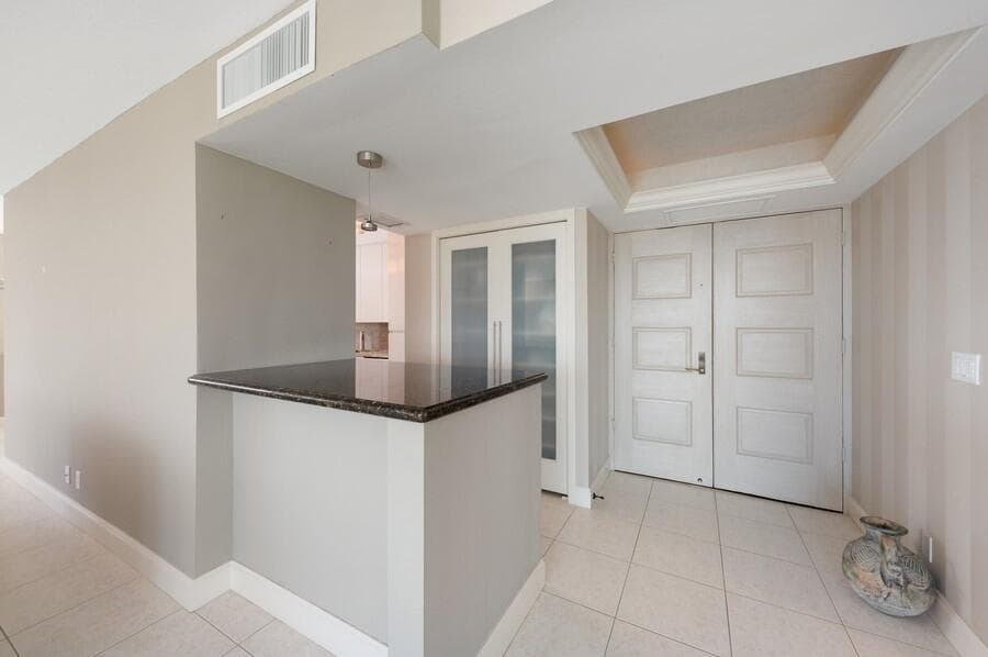 2200 S Ocean Boulevard 401 photo 24