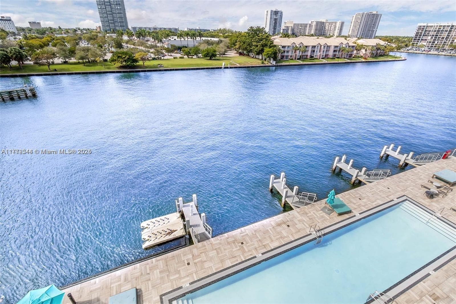 4010 S Ocean Dr R406 photo 25