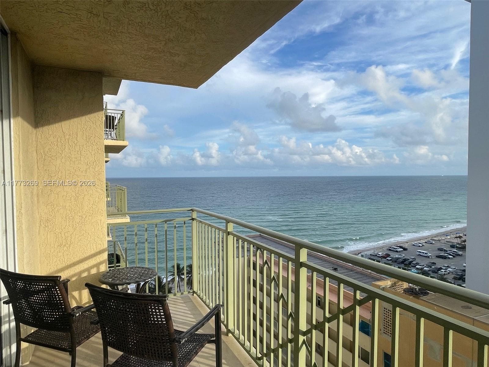 2080 S Ocean Dr 1405 photo 2