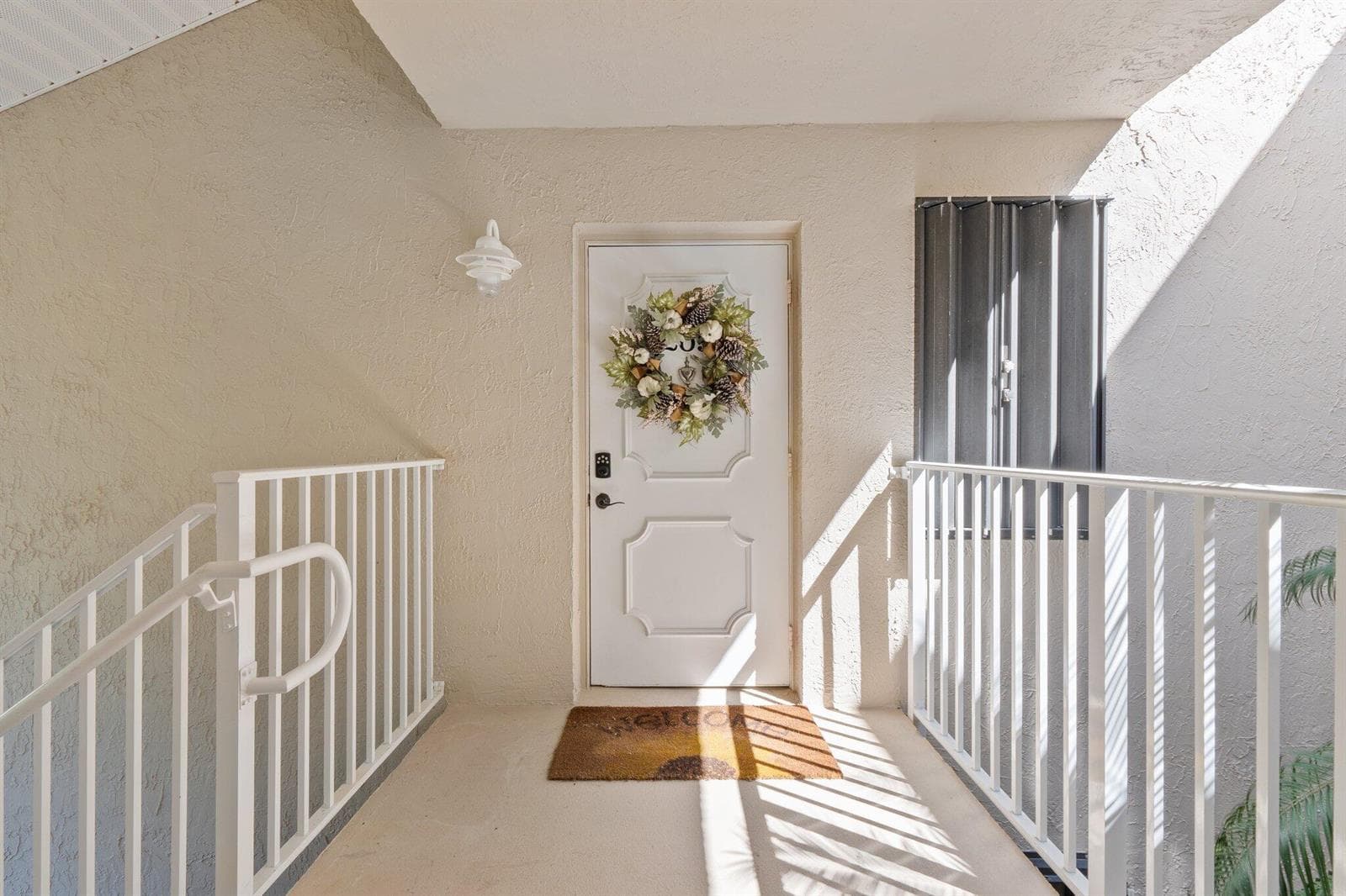 3212 S Lakeview Circle 10205 photo 13