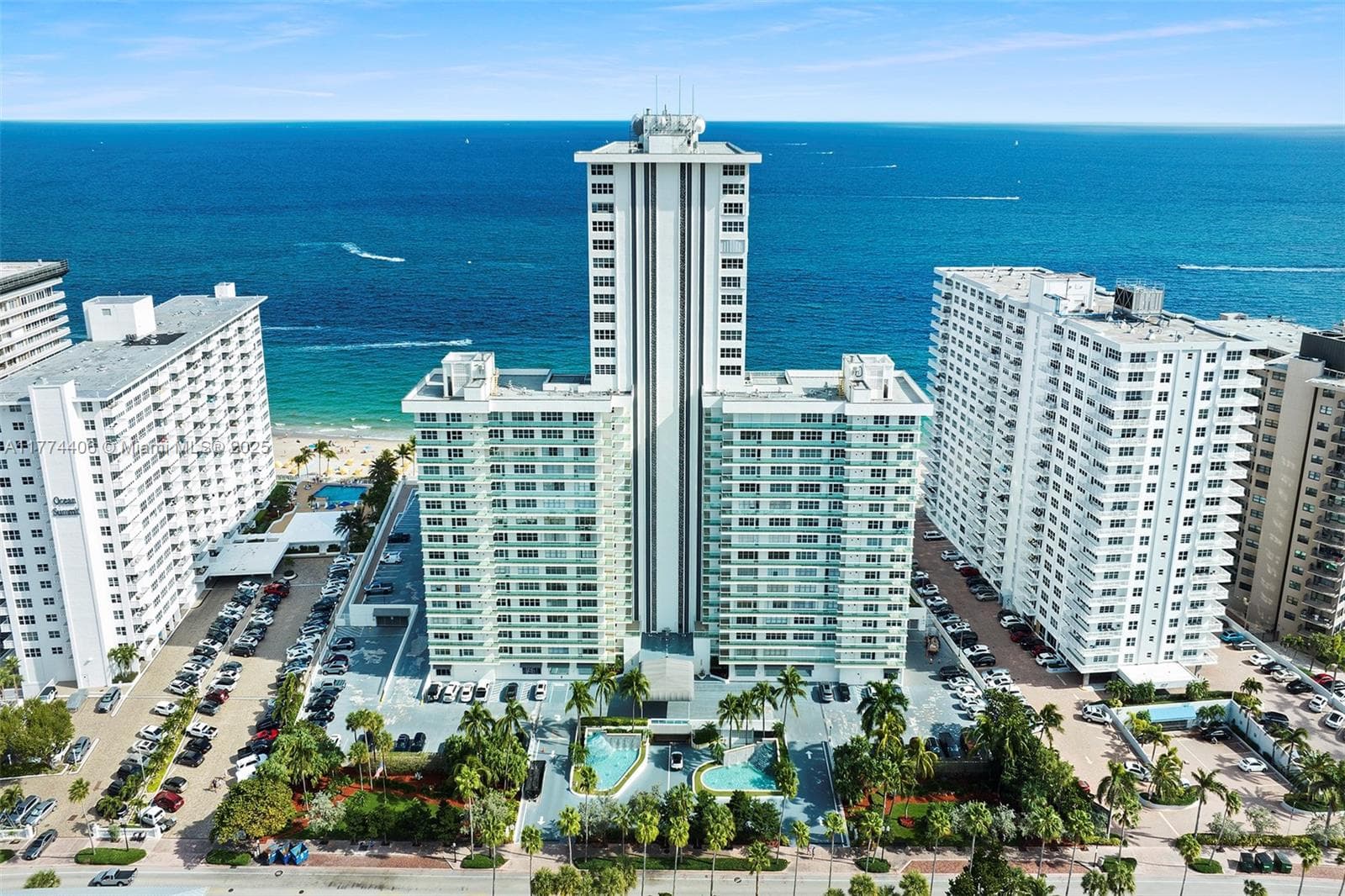 3900 GALT OCEAN DR 214 photo 2