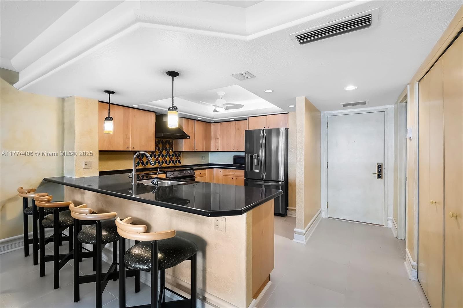 3900 GALT OCEAN DR 214 photo 6