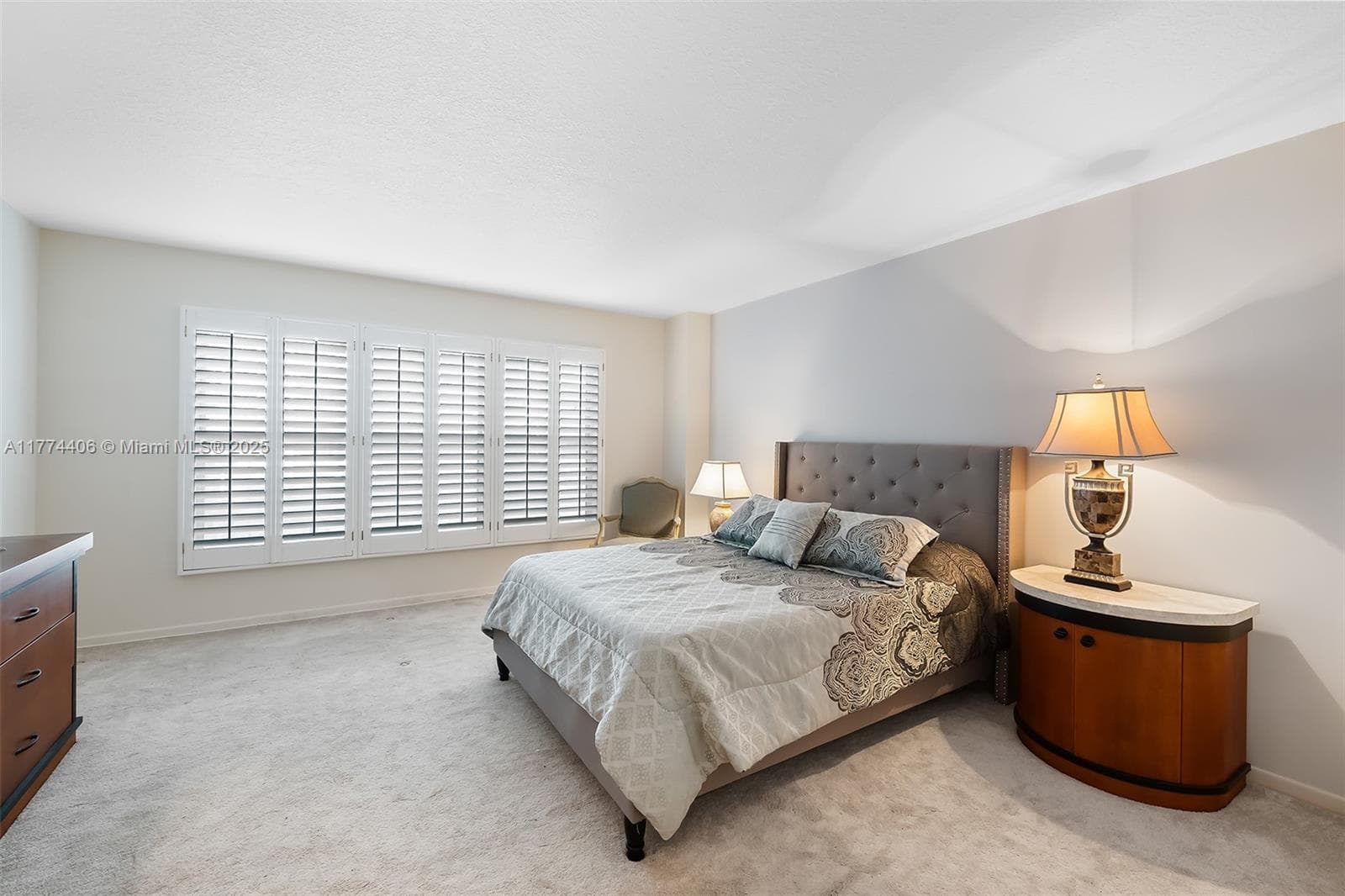 3900 GALT OCEAN DR 214 photo 18