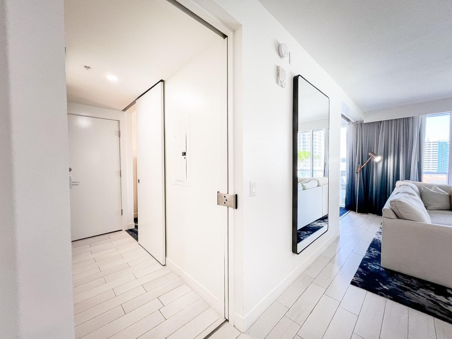 3101 N Bayshore Drive 604 photo 18