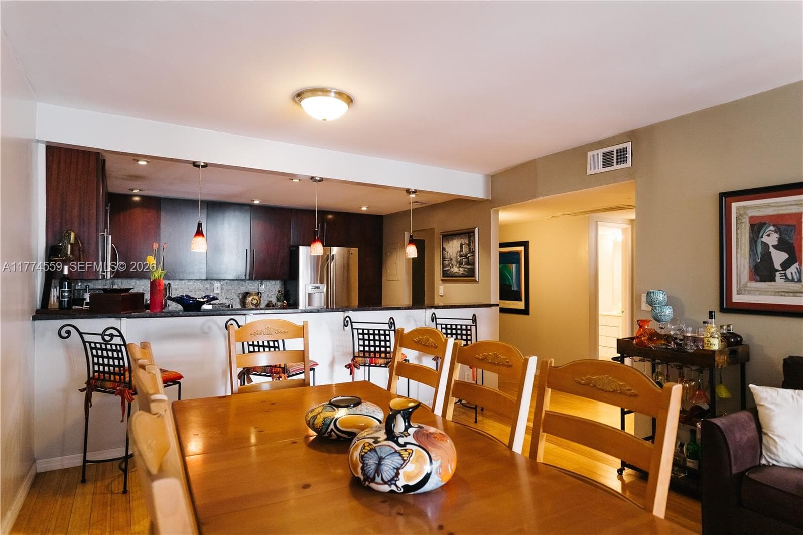 19390 Collins Ave 1614 photo 8