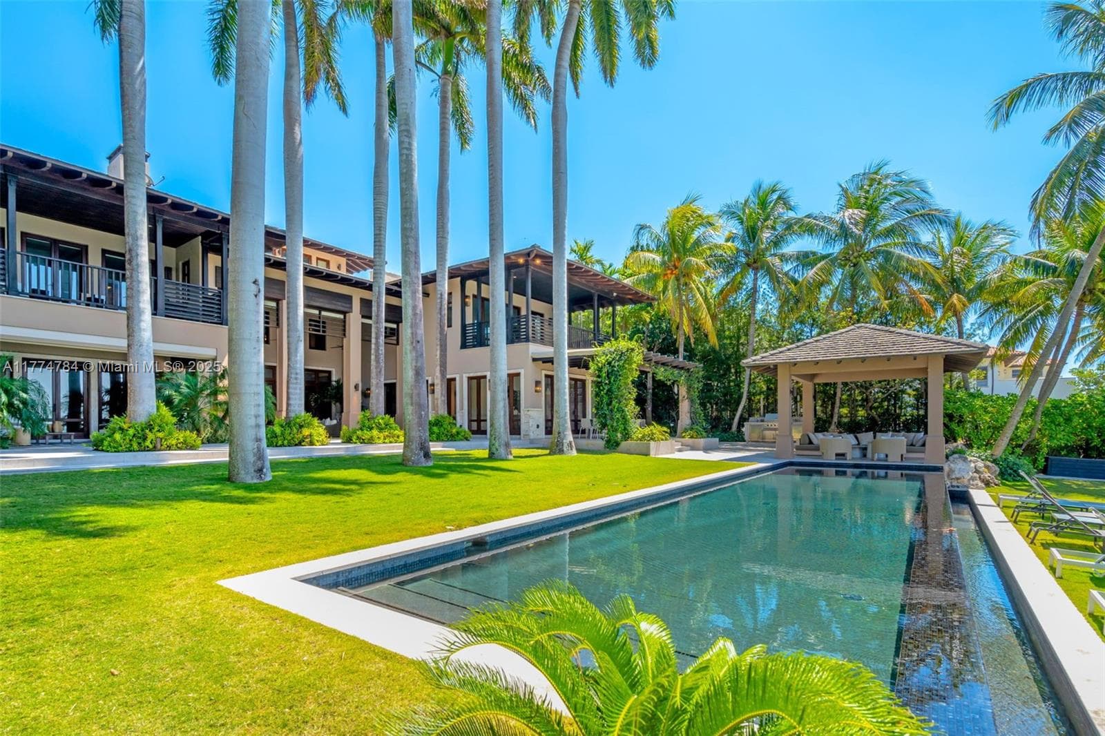 9 Harbor Pt photo 20