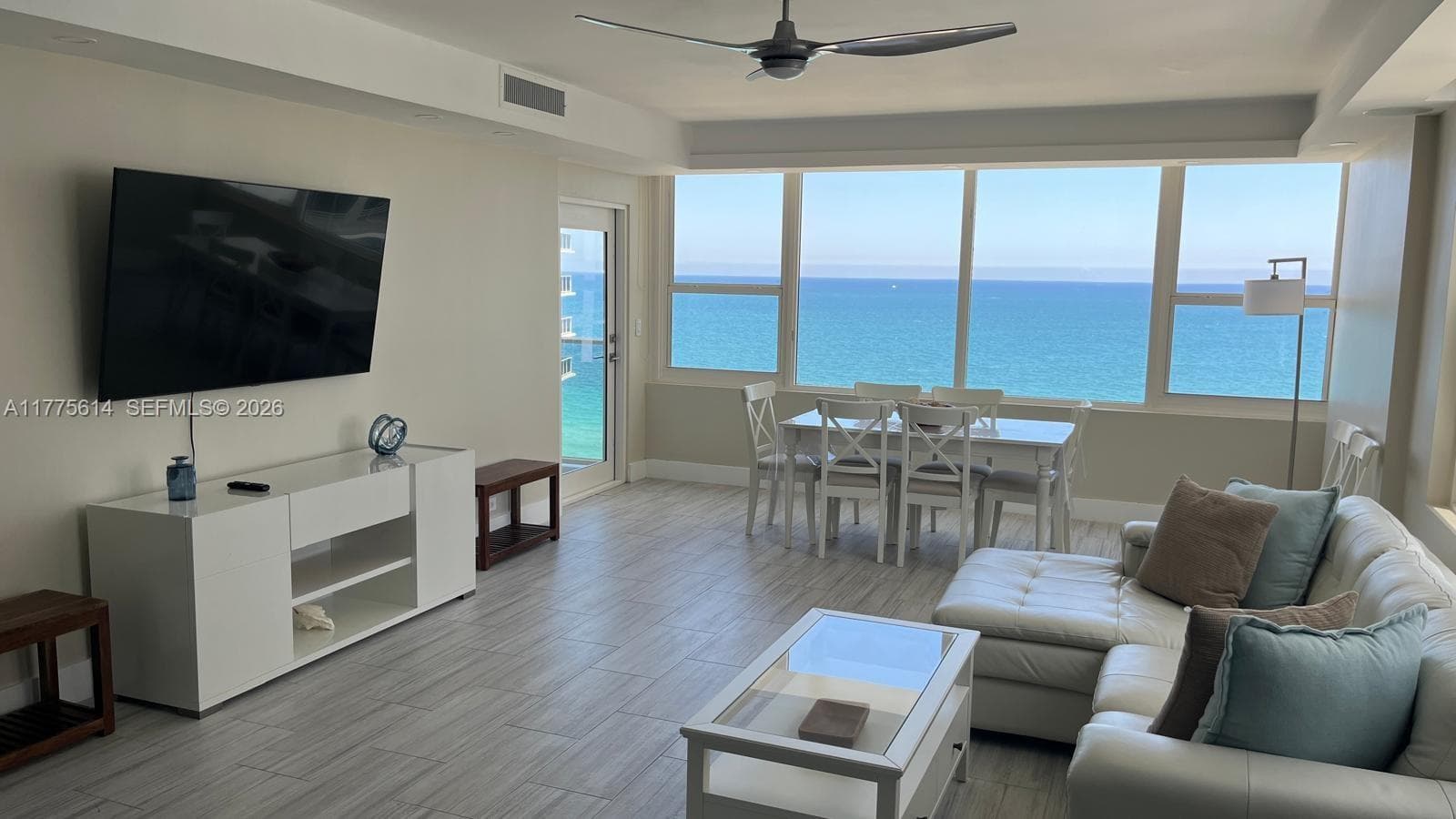3505 S Ocean Dr 1421 photo 3