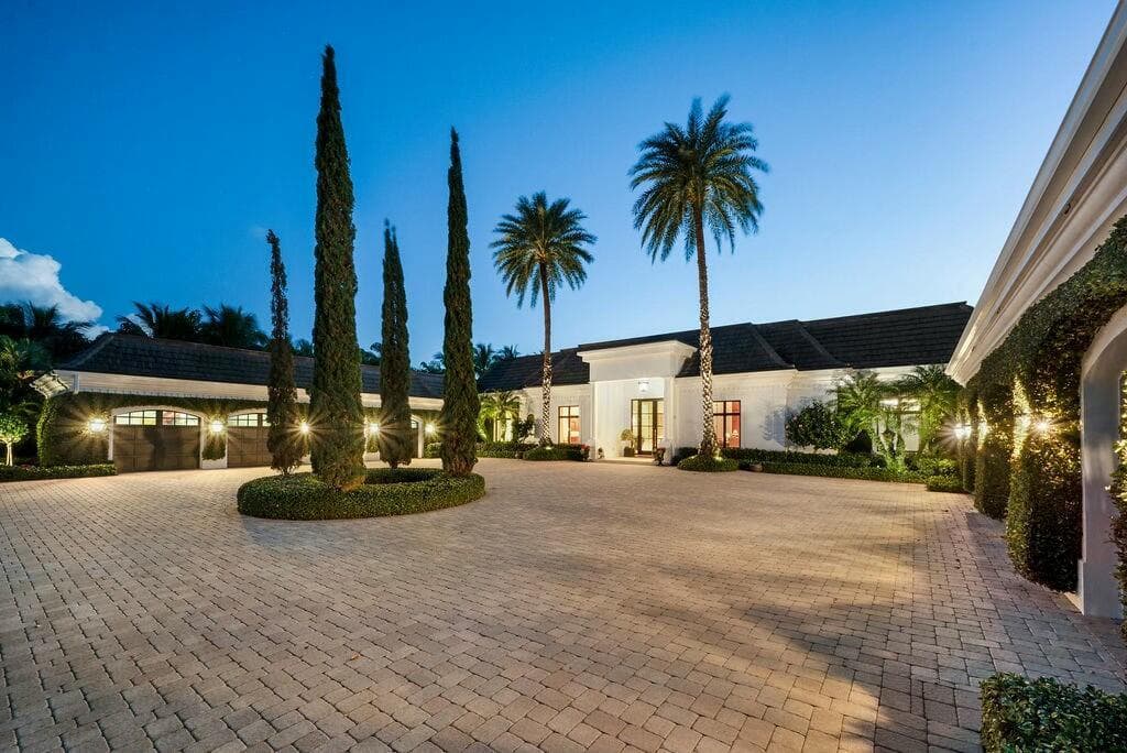 100 Harbor Way photo 3