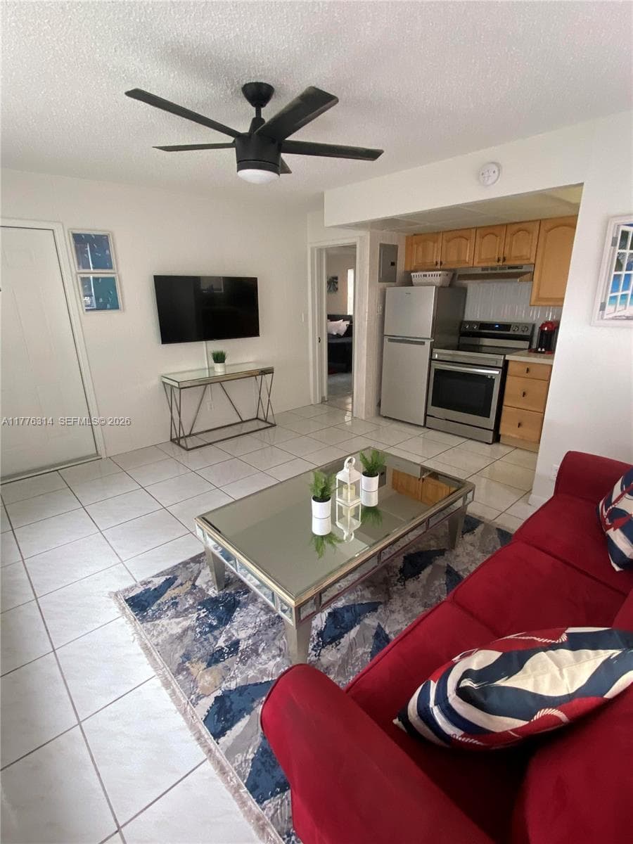 3210 Canal Dr 8 photo 6