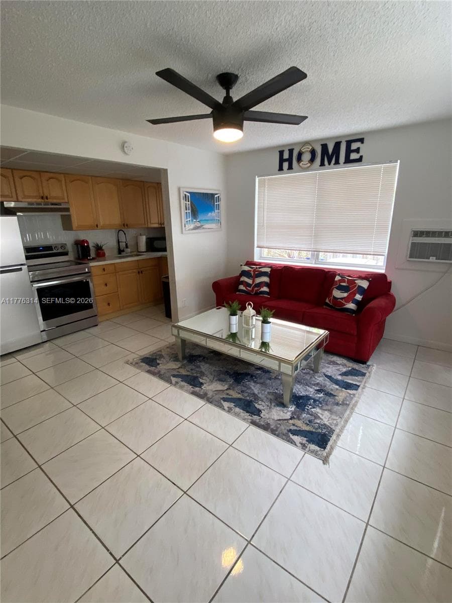 3210 Canal Dr 8 photo 12