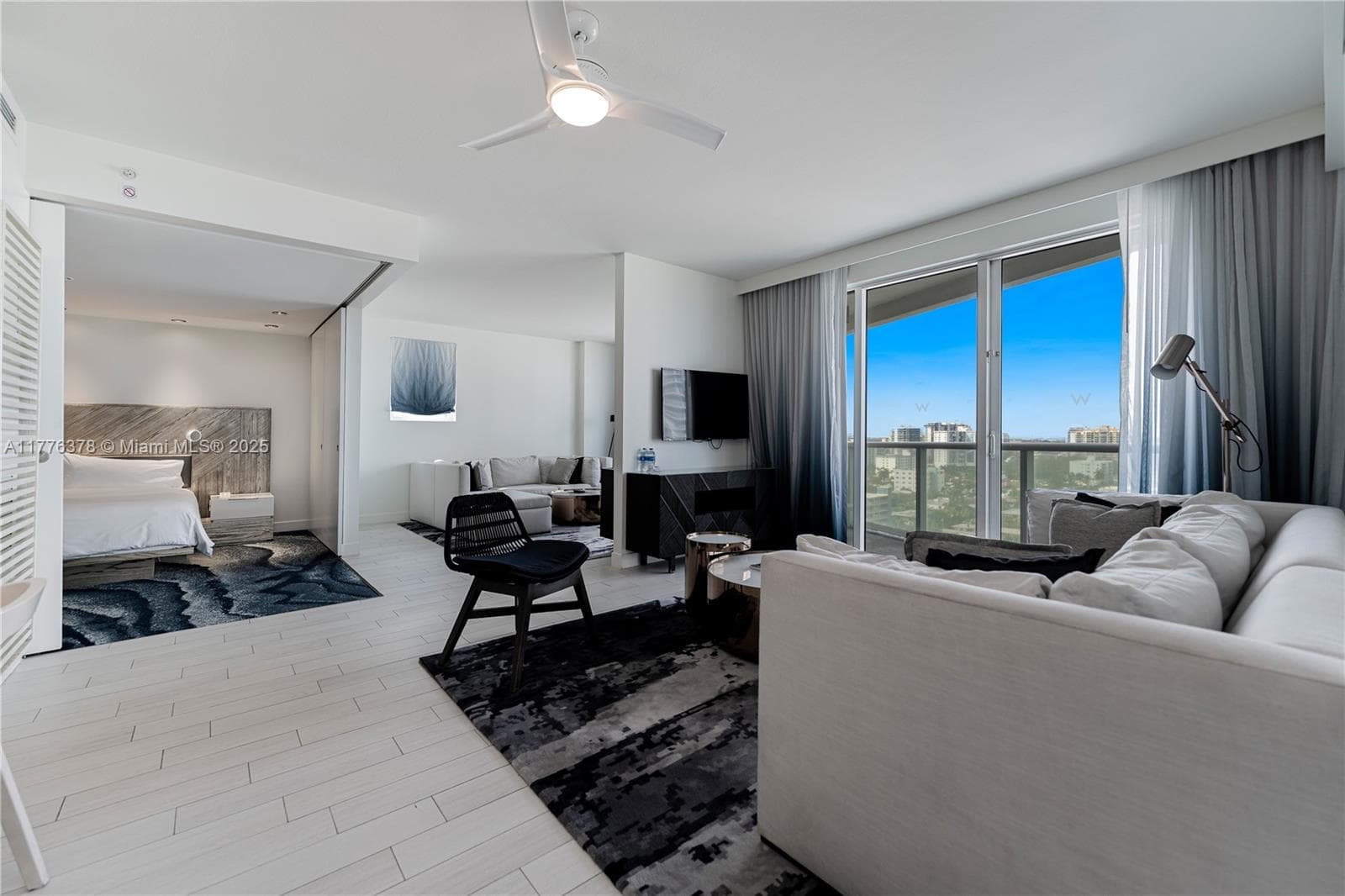 3101 Bayshore Dr 1504 photo 16