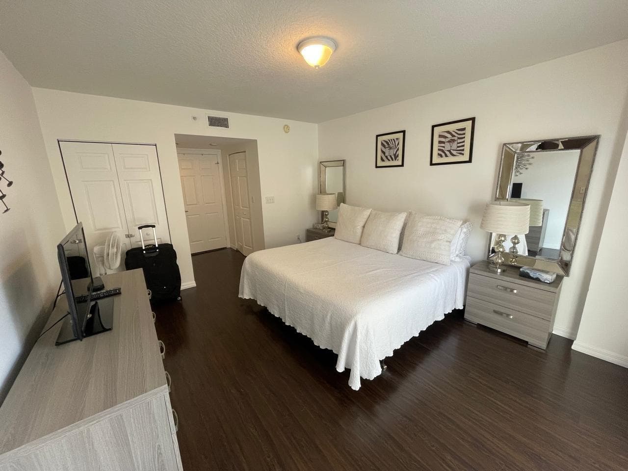 2080 S Ocean Drive 505 photo 6
