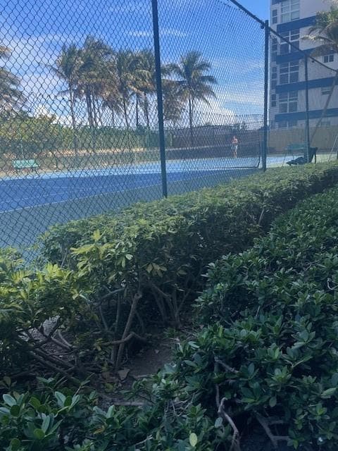 2080 S Ocean Drive 505 photo 16