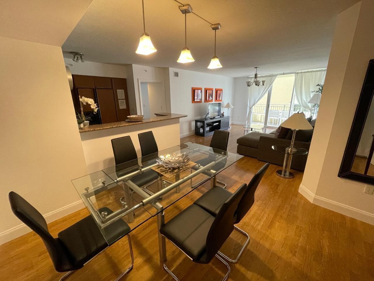 2080 S Ocean Drive 505 photo 3