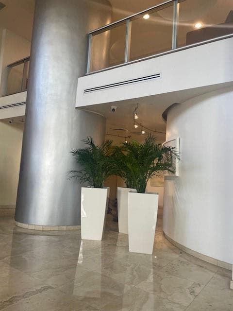 2080 S Ocean Drive 505 photo 11