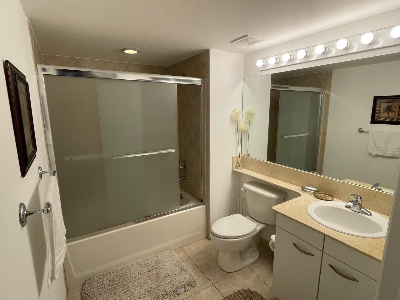 2080 S Ocean Drive 505 photo 4