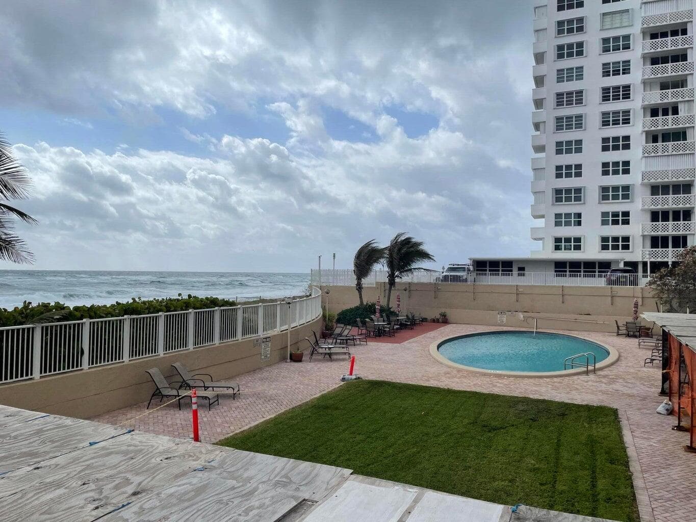 1180 S Ocean Boulevard 5c photo 2