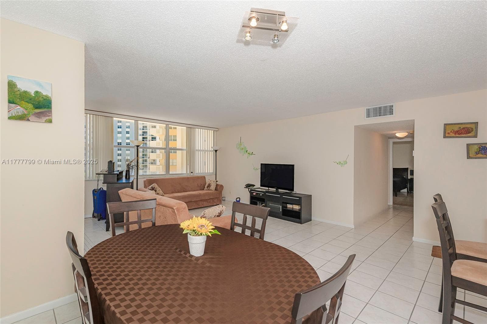 1817 S Ocean Dr 628 photo 9
