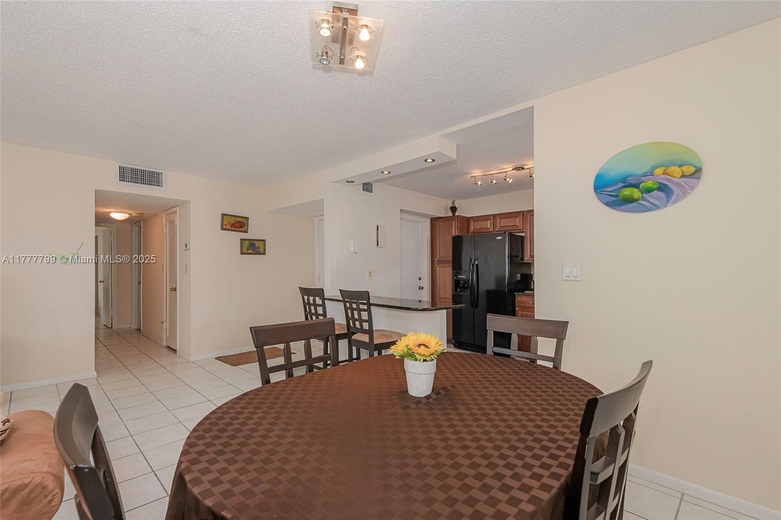 1817 S Ocean Dr 628 photo 10