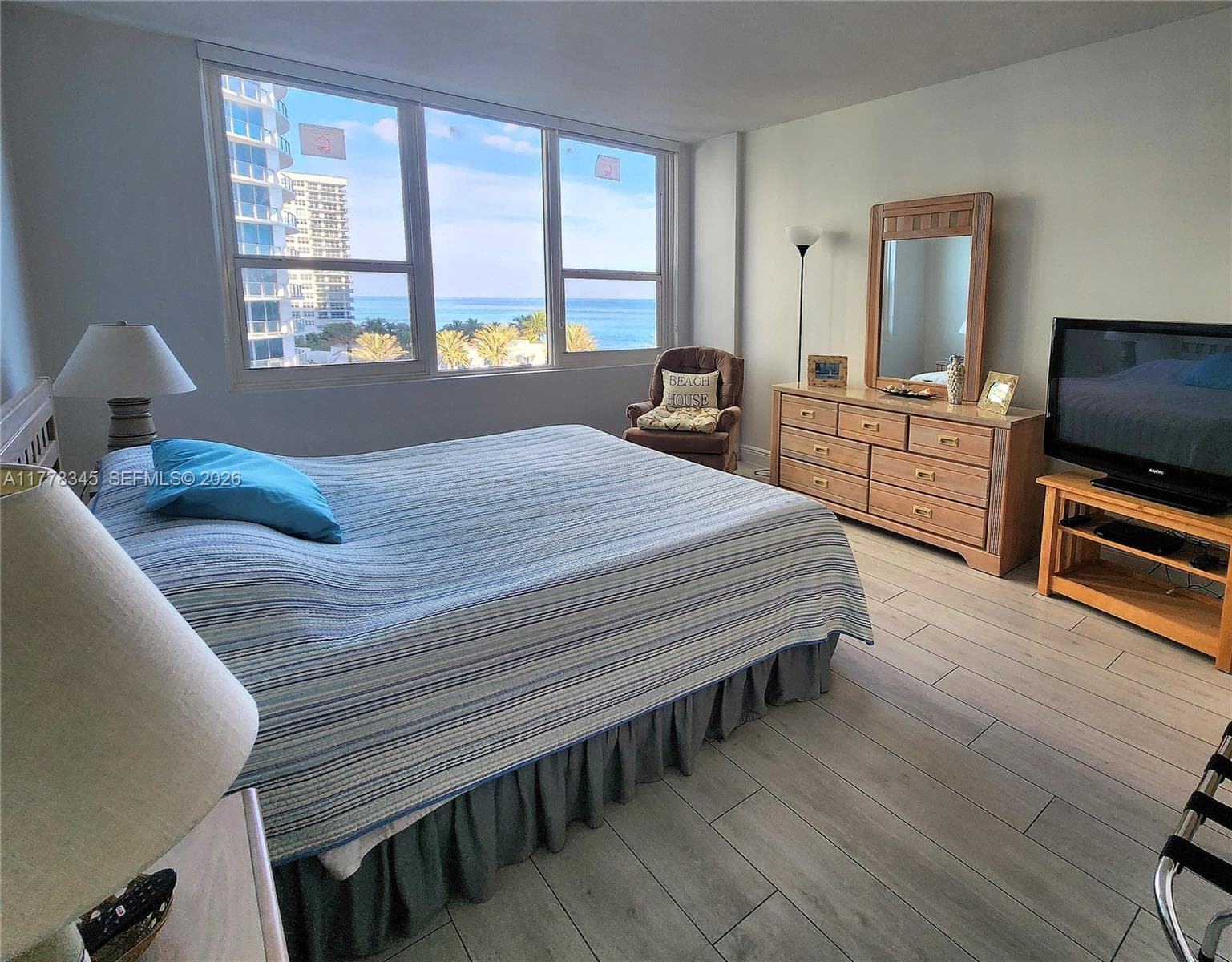 3505 S Ocean Dr 610 photo 10